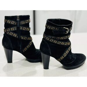 Fendi Black Suede Platform Ankle
Booties Size 37 /7